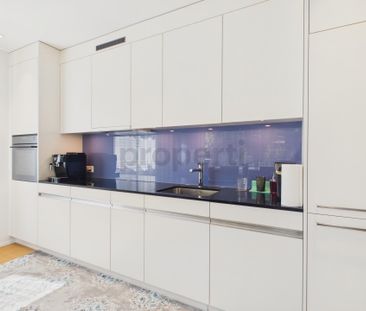 Eigentumsstandard mit Panoramafenstern: Grosszügige 74 m², Tiefgara... - Photo 4