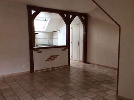 Location appartement 4 pièces, 76.00m², Pruniers-en-Sologne - Photo 2