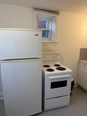 For Lease - 95 Braemar Avenue Unit# Lower, Toronto, Ontario - Photo 5