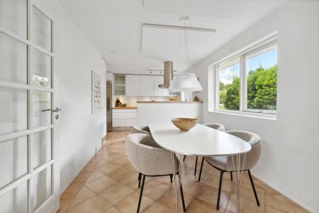 Den skønneste villa med søgrund i Paradiskvarteret i Holte - Photo 5