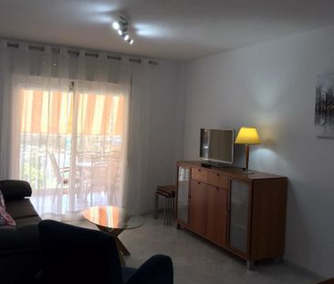 Piso de alquiler en Calle San Miguel, Castillo Sohail - Myramar - Photo 5