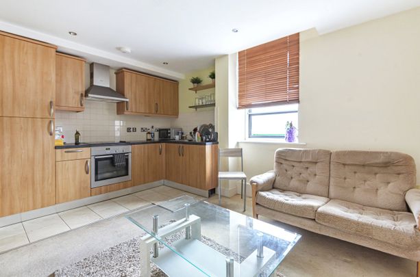 1 bedroom apartment to rent - Photo 1