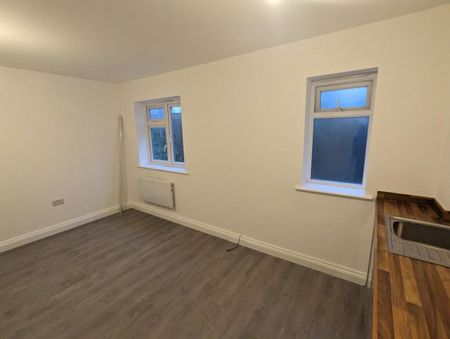 1 bedroom terraced house to rent - Photo 2