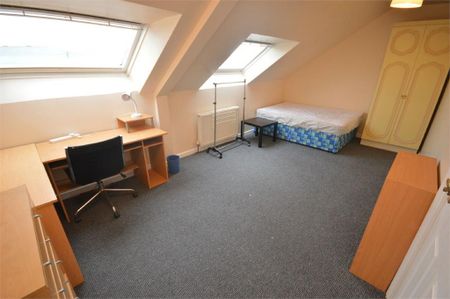 5 bedroom terraced house to rent - Photo 5