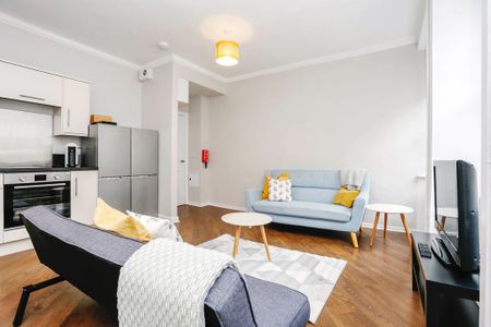 2 bedroom serviced apartment to rent - Photo 4