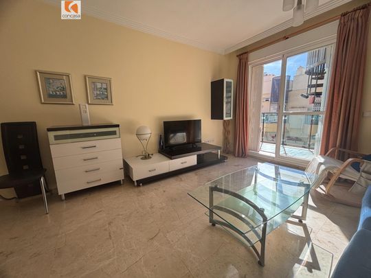 Atico en alquiler en Avenida España, Estepona - Photo 1