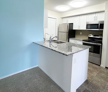 Sunny Ground Floor 2 Bedroom Unit In Prime Legacy Location - Photo 4