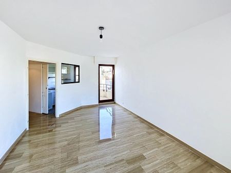 Location Appartement 2 pièces 46m² CANNES 06400 - Photo 3