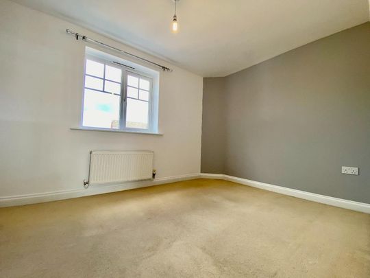 3 bedroom end of terrace house to rent - Photo 1