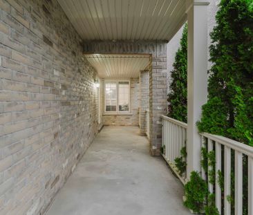 For Lease - 120 Portage Avenue, Richmond Hill, Ontario - Photo 1