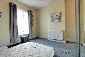 2 BEDROOM House - End Terrace - Photo 5