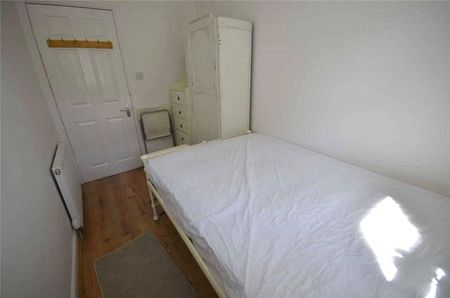 23 Clifton Avenue, Fallowfield, Manchester, Manchester, M14 6UD - Photo 5