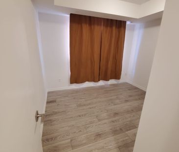 For Lease - 22 Lytham Green Circle Unit# 13, Newmarket, Ontario - Photo 4