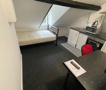 Studio Flat, Regent Road, LE1 - Photo 5