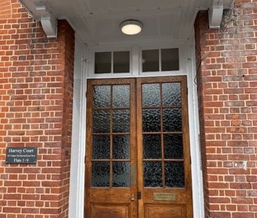 2 Bed Flat, Harvey Court, SW14 - Photo 5