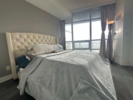 For Lease - 15 Bruyeres Mews Unit# 1307, Toronto, Ontario - Photo 3
