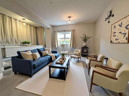 Beccles Road, Gorleston, NR31 - Photo 2