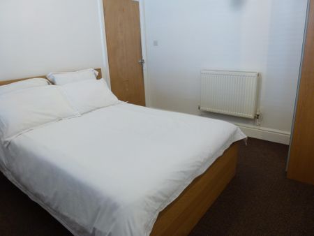 27 Ward Street - Photo 5