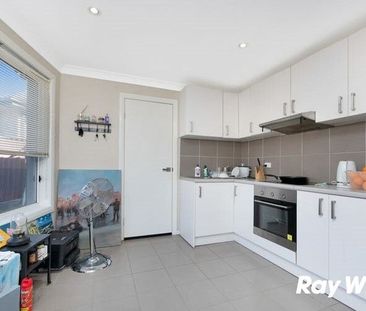 Nice Two Bedroom Granny Flat With Water Usage Included - Photo 5
