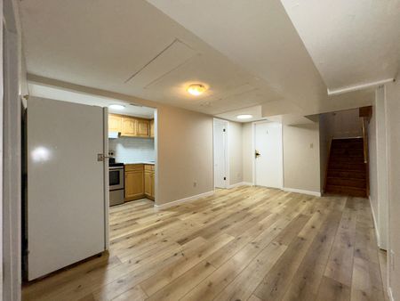 95 College Ave W, Guelph - Photo 3