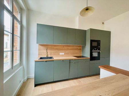 Appartement T3 duplex de 67.47m² - Photo 2