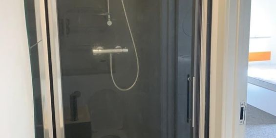 Studio Flat, Alexandra House, SO14 - Photo 3