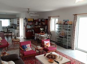 Μονοκατοικία για ενοικίαση - Παλαιά Φώκαια, - Photo 1