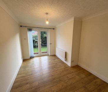 3 bedroom semi-detached house to rent - Photo 6