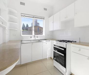 7/69 Albert Crescent, Burwood - Photo 1