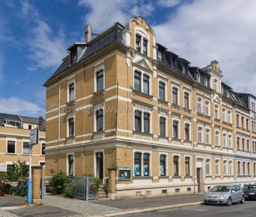 Teilmöblierte Altbauwohnung im Stadtteil Haselbrunn - EBK vorhanden - Photo 1