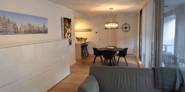 Appartement te huur in Antwerpen voor € 1.500 met 2 slaapkamers - Photo 1