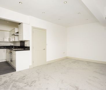 Church Street, Weybridge, KT13 flat to rent - Photo 4