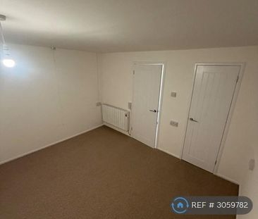 2 bedroom bungalow to rent - Photo 2