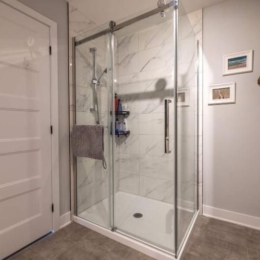 2 CH - 1 SDB - Bromont - $1,800 /mo - Photo 1