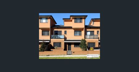 TRI LEVEL TOWNHOUSE - Photo 5