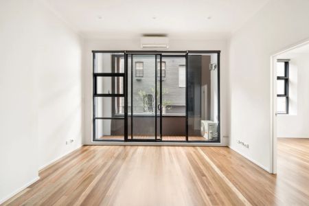 Warehouse-Inspired Charm - Photo 2