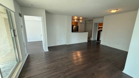 For Lease - 7 Lorraine Drive Unit# 1103, Toronto, Ontario - Photo 4