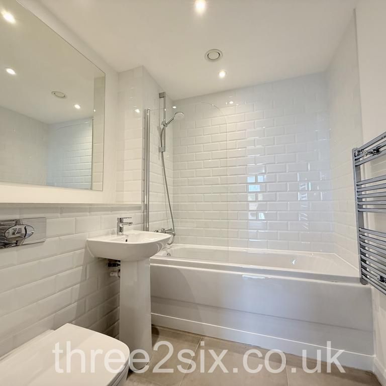 1 bedroom apartment to rent - Photo 1