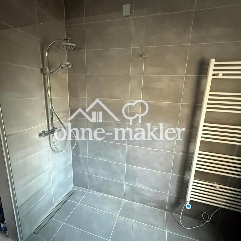 Erstbezug nach Sanierung- charmanter Altbau, EBK, Südstadt - Photo 1