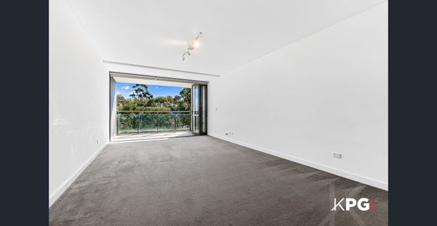 Quality Apartment with Two Secure Parking Spaces & Large Storage Cage - Photo 1