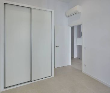 2 bedroom luxury Flat for rent in Ibiza, Spain - Photo 2