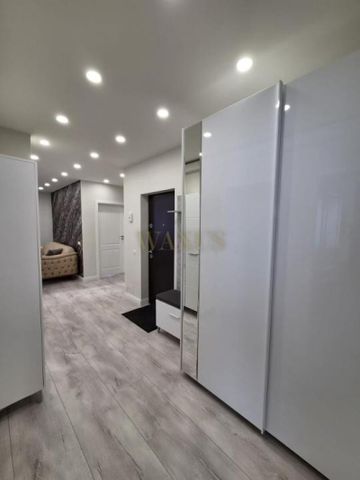 APARTAMENT DE LUX CU TERASA DE 82 MP | 4 CAMERE| ZONA VIVO! FLORESTI - Photo 2