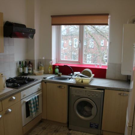3 bedroom apartment to rent - Photo 4