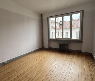 Appartement - 5 pièces - 117 m² - Saint-Étienne - Photo 2