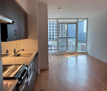For Lease - 320 Richmond Street Unit# 921, Toronto, Ontario - Photo 2
