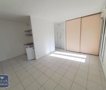 Location Appartement 1 pièce 25m² AIX EN PROVENCE 90ème - Photo 1