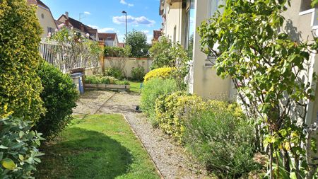 Location Appartement 3 pièces 74m² VERSAILLES 78000 - Photo 4