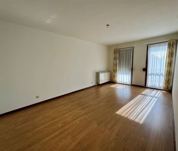 -1-slaapkamer appartement met groot terras nabij het centrum van Ma... - Photo 5