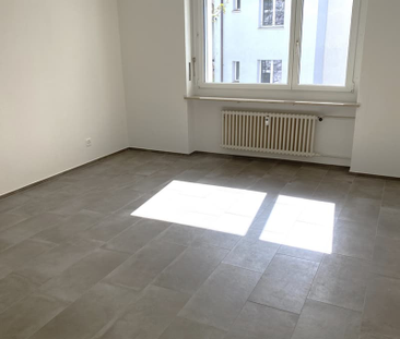 "Sanierte 2-Zimmer-Wohnung im Iselin-Quartier" - Photo 3
