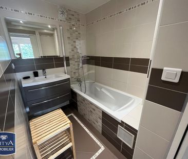 Location Appartement 3 pièces 70m² OULLINS 69600 - Photo 2